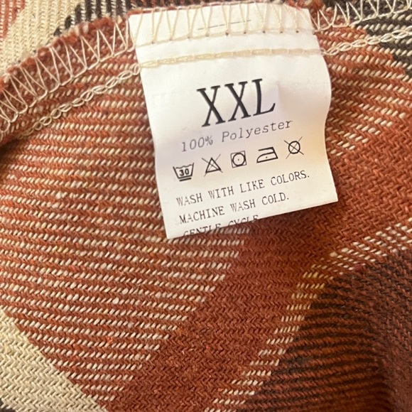 Flannel plaid Shacket. High low. Orange, brown and cream. Peplum back - Picture 4 of 4